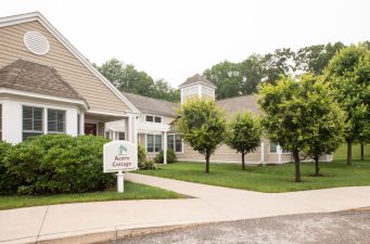 Overview of White Oak Cottages in Westwood, MA