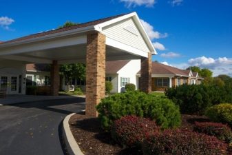 Comprehensive Review: Keepsake Village – Viva Senior Living