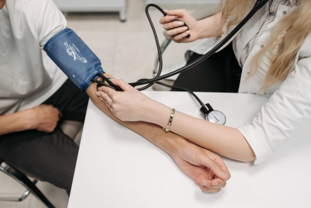 Blood pressure monitor